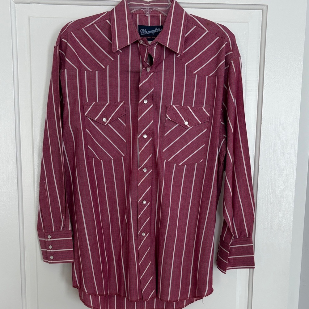 Vintage Long Sleeve Pearl Snap Wrangler Men's Maroon and White Striped Shirt